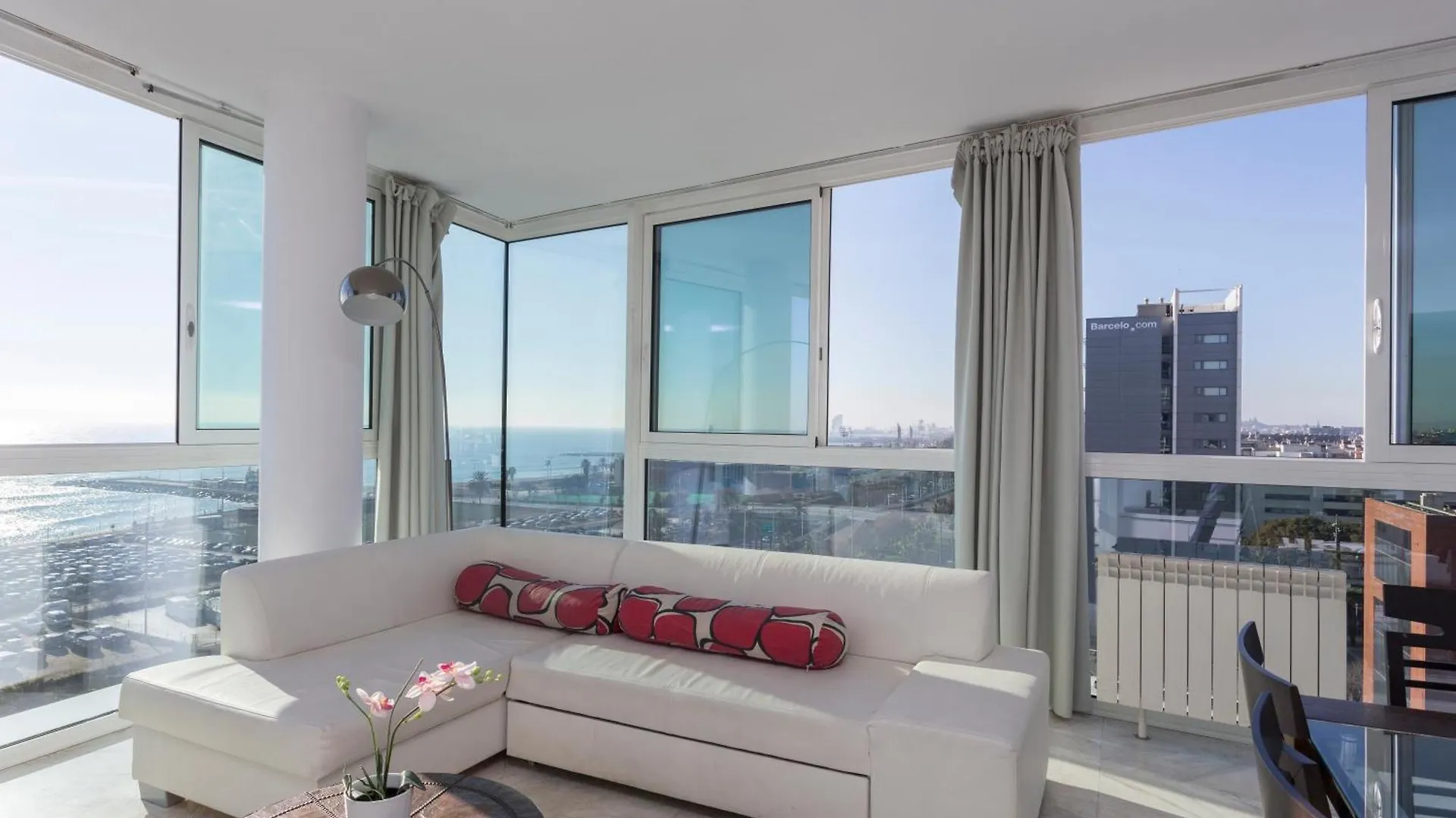 1410 - Mediterranean Forum Apartment Barcelona